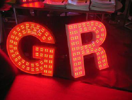 丹江口LED发光字有哪些优势？